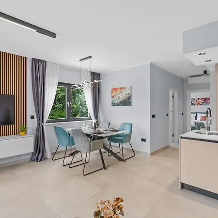 Alex Luxury 1 Lejlighed