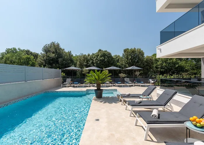 Alex Luxury 1 Διαμέρισμα Ρόβινι